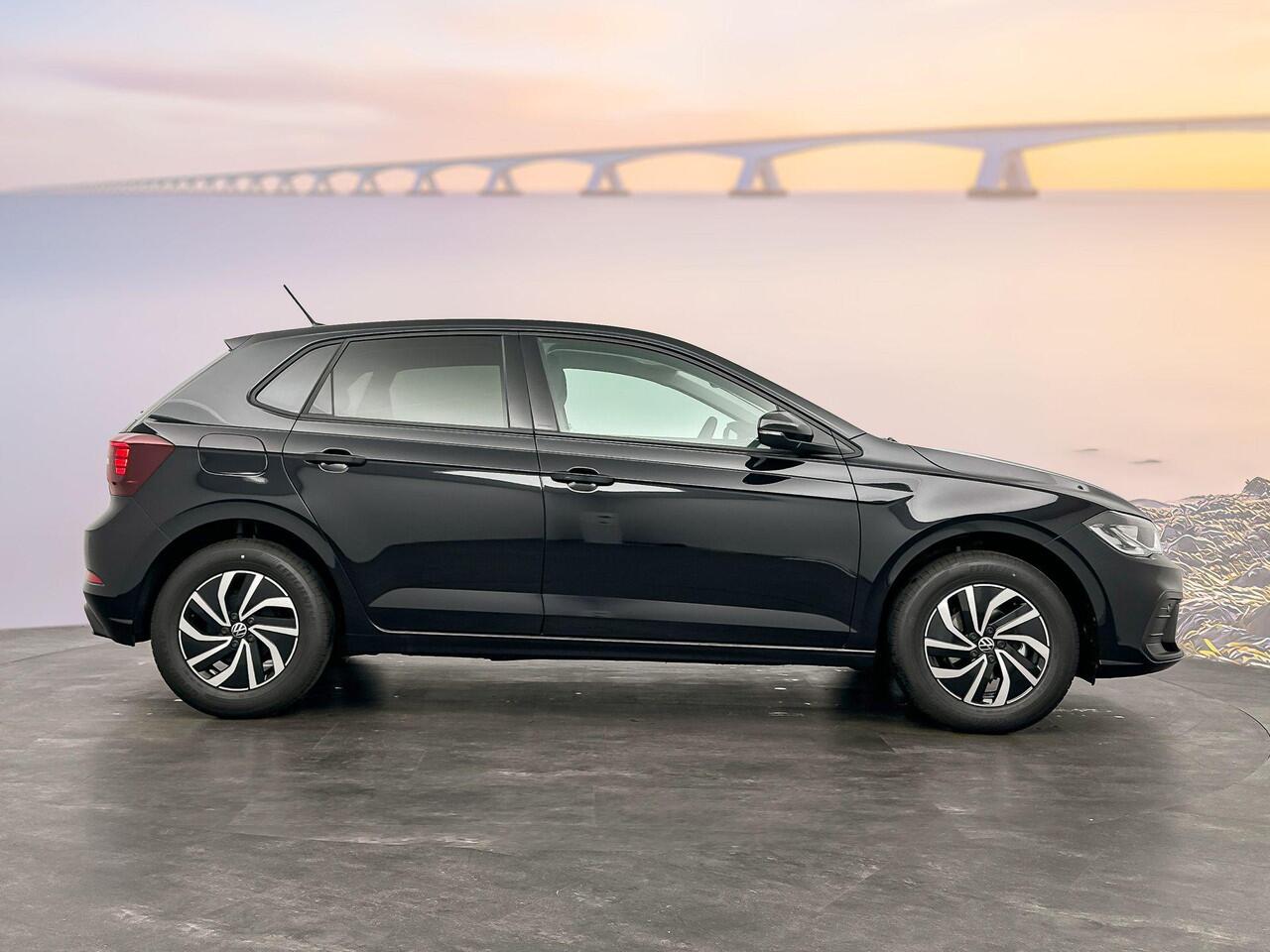 Volkswagen POLO Life Edition 1.0 70 kW / 95 pk TSI Hatchback 5 ver