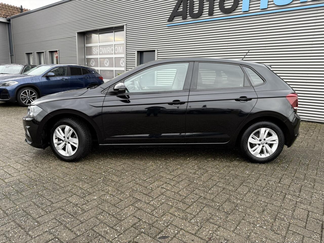 Volkswagen POLO 1.0 TSI Comfortline Business Navigatie ACC PDC Carplay Stoelverwarming DAB