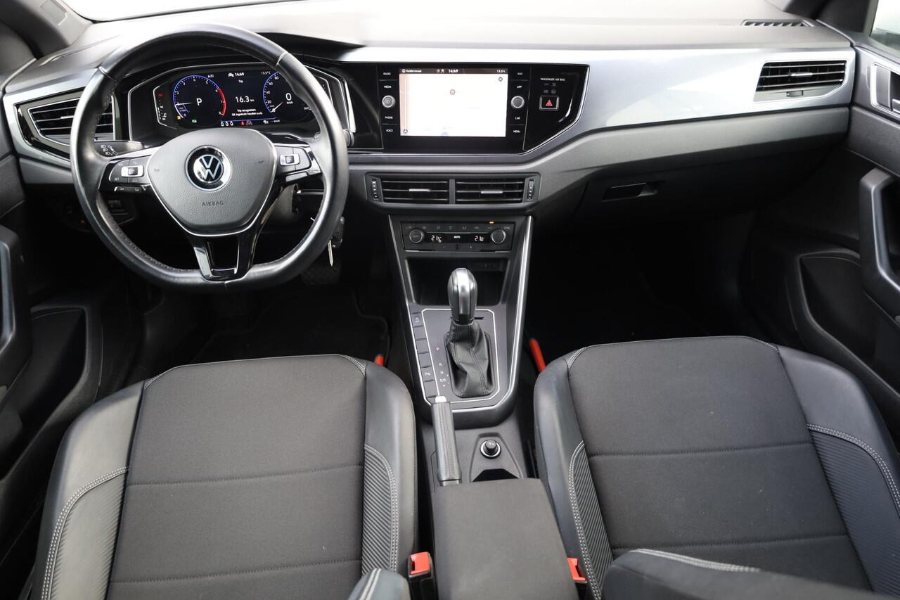 Volkswagen POLO 1.0 TSI Highline Business R PL ¤439 p/m* 95PK / 70kW 70KW/95PK DSG, privacy glas, digital cockpit, R-Line, zwarte hemel, half leder, 16" LMV sebring, NL auto, dealeronderhouden, climatronic, navigatie, pdc voor en achter.