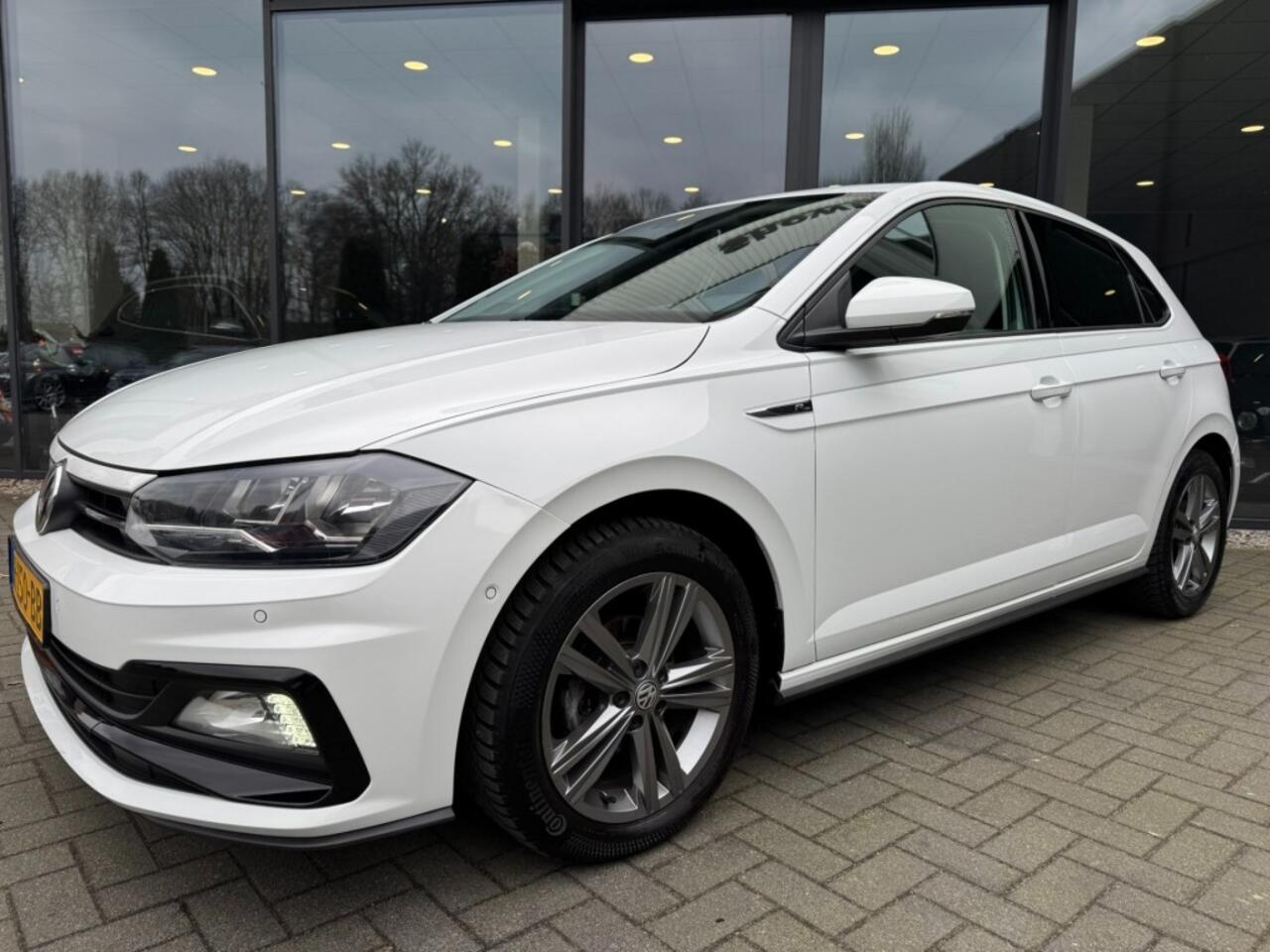 Volkswagen POLO 1.0 TSI Highline R,Clima,Digi Dash,Carplay,Navi,ParkPilot,LMV