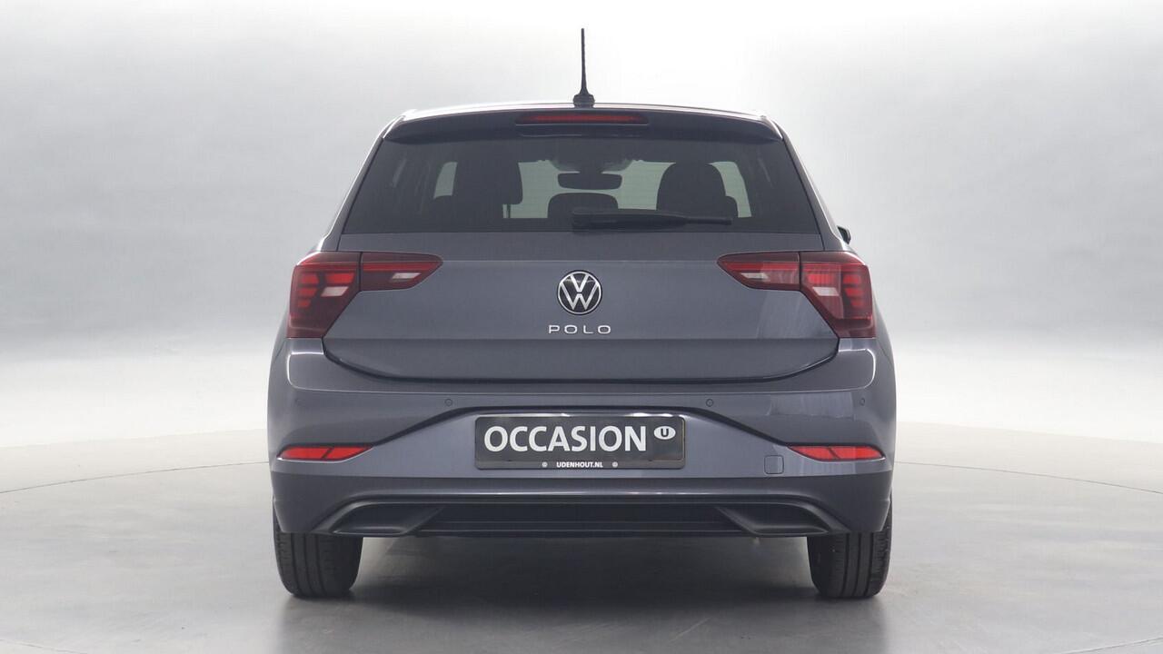 Volkswagen POLO 1.0 TSI 96pk Life Edition / Navigatie / Camera / Stoelverwarming