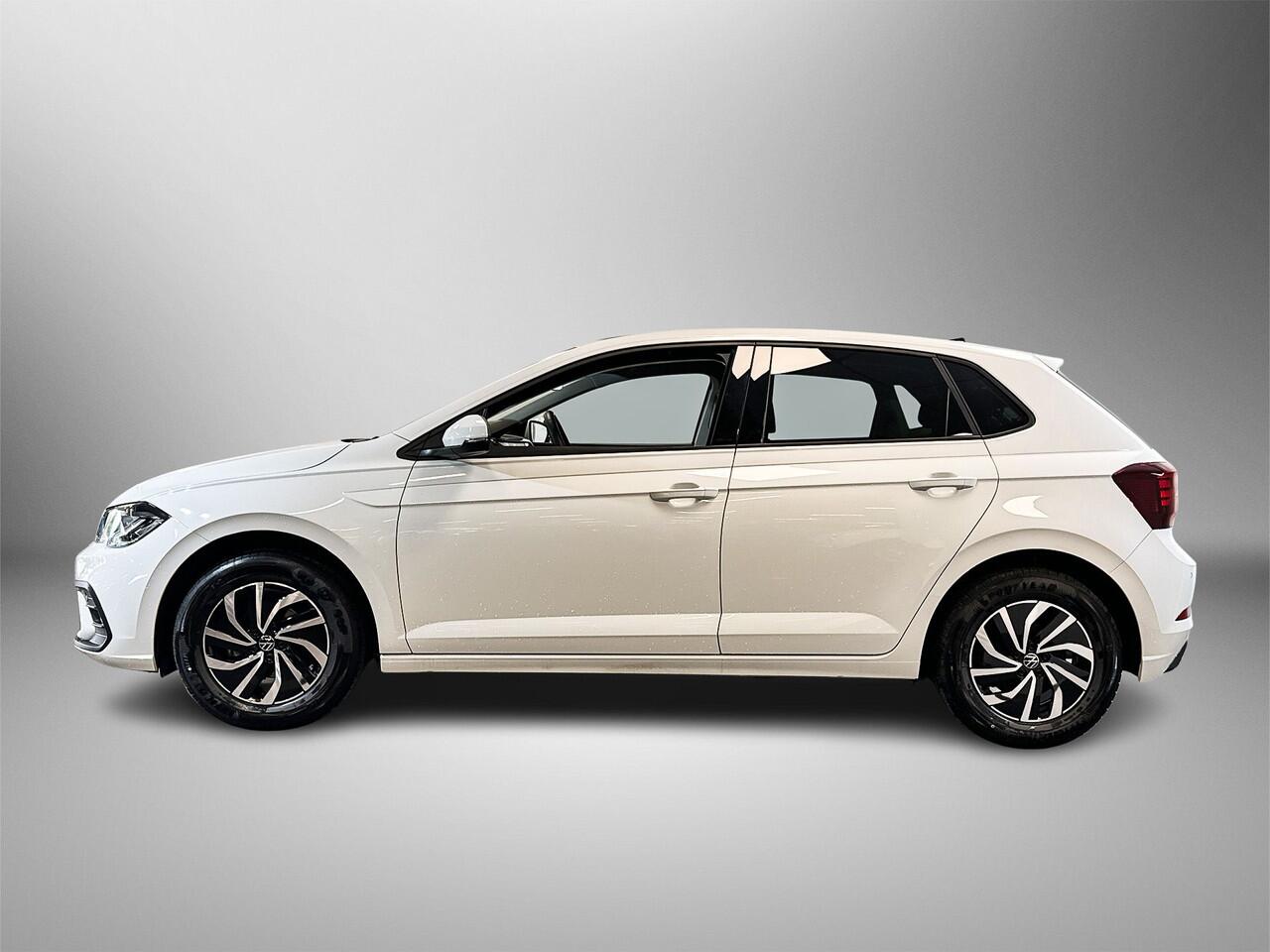 Volkswagen POLO 1.0 95pk TSI Life Edition Voorstoelen verwarmbaar | Airconditioning automatisch | Velgen 'Essex', 15 inch