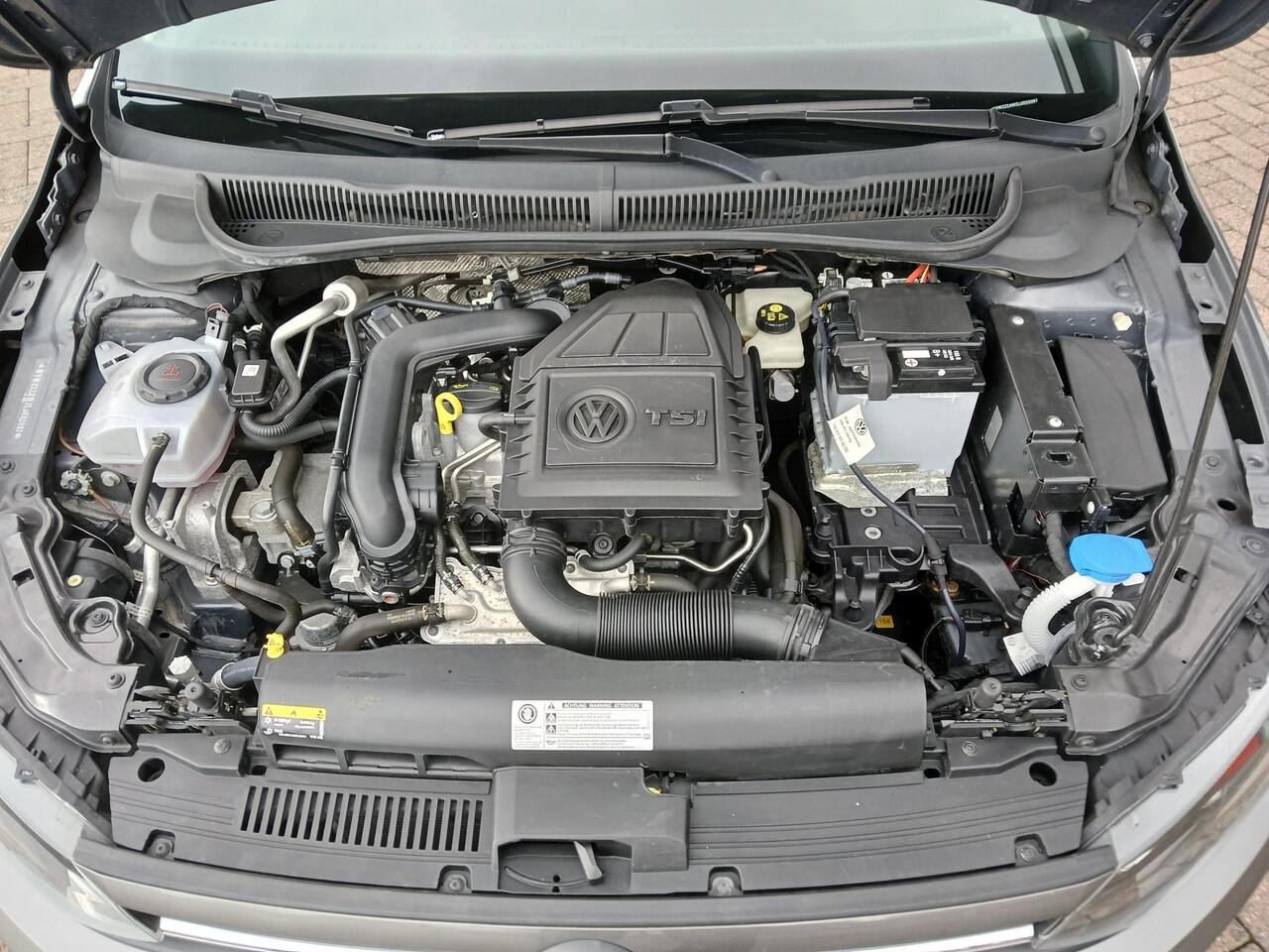 Volkswagen POLO 1.0 TSI Highline