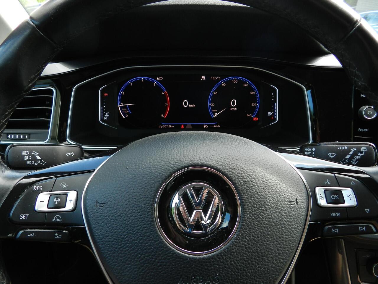 Volkswagen POLO 1.0 TSI Highline Digitale Cockpit - R-Line - Apple Carplay - Adapt.Cruise - NAP - 100% Onderhouden - FULL LED
