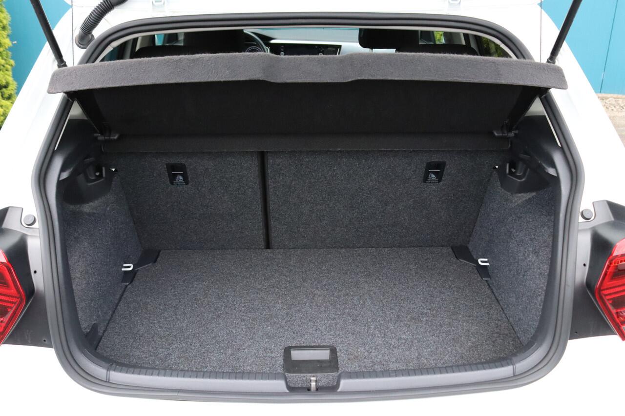 Volkswagen POLO 1.0 TSI Highline Advance PANO|CARPLAY|STOELVERW|ADAPT.CRUISE|LED|NAV|CAM|CLIMA|LMV|PDC|