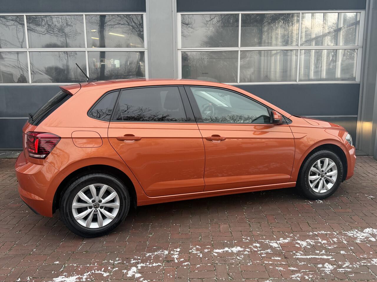 Volkswagen POLO 1.0 TSI Highline R-Line 100pk - BJ 2021 - Slechts 31.000 km | 1e eigenaar
