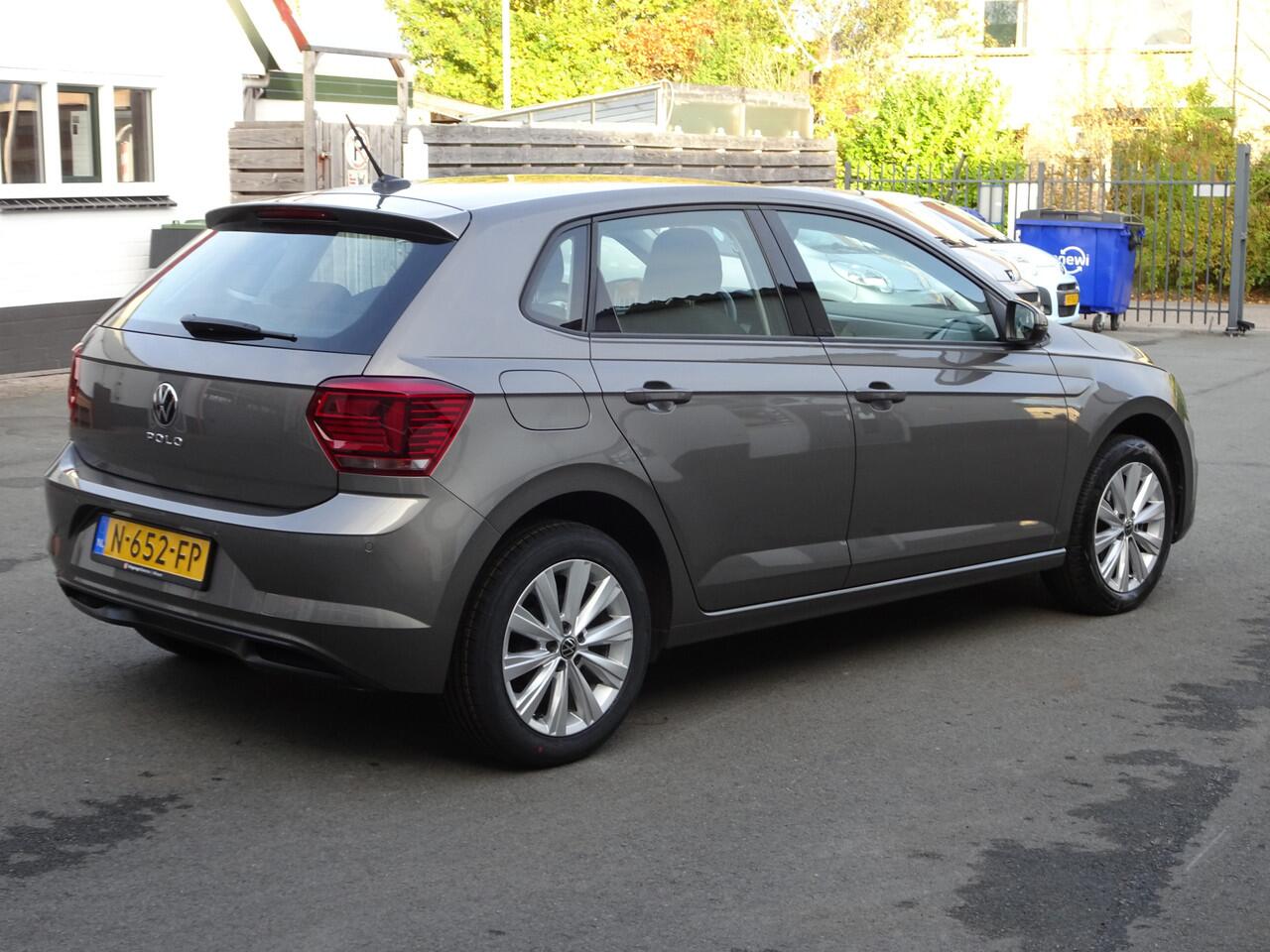 Volkswagen POLO 1.0 TSI Comfortline Airco, navigatie, app-connect, parkeersensoren voor en achter, licht metalen velgen 16 inch, cruise controle, enz.