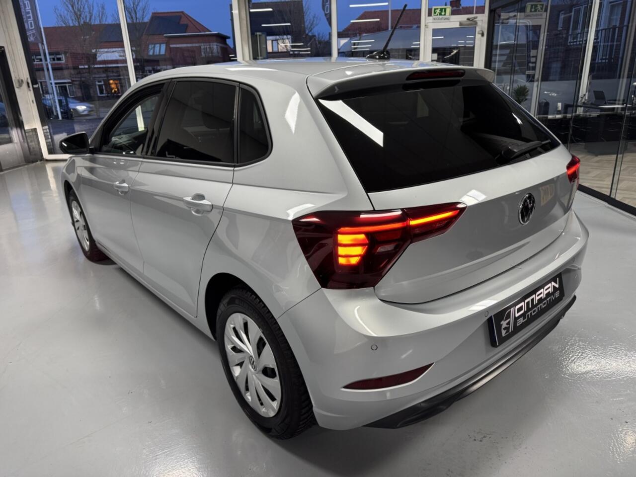 Volkswagen POLO 1.0 TSI LIFE 2022 DSG LANE ACC CARPLAY