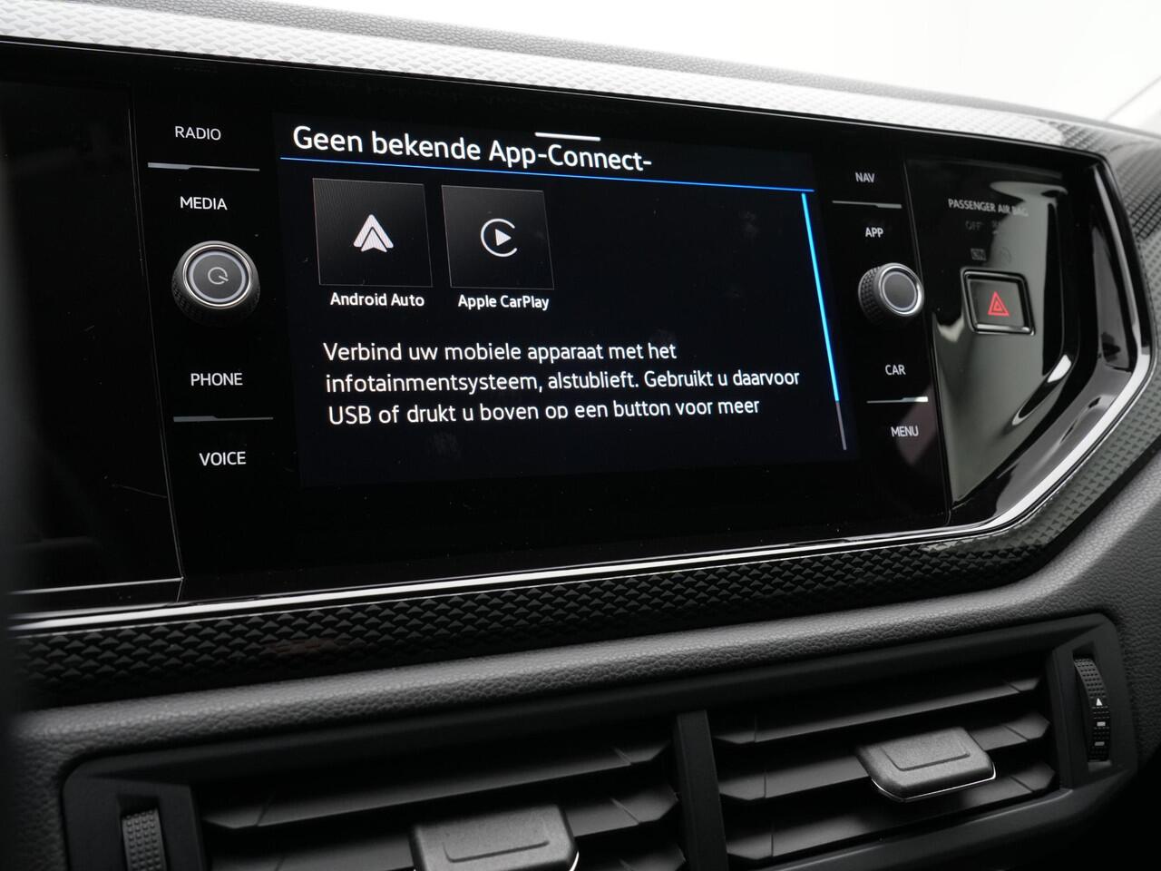 Volkswagen POLO 1.0 TSI 95 pk DSG Life Edition | Navigatie | Stoelverwarming | Parkeersensoren voor/achter | Adaptive Cruise