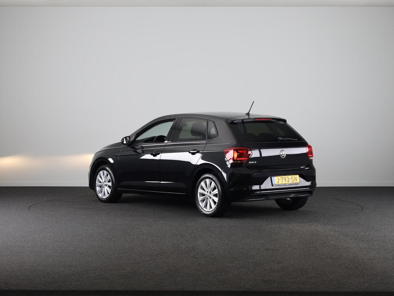 Volkswagen POLO 1.0 TSI Highline 95 pk | Navigatie via App | Autom. airco | Parkeersensoren | Adaptieve cruise control | App connect |