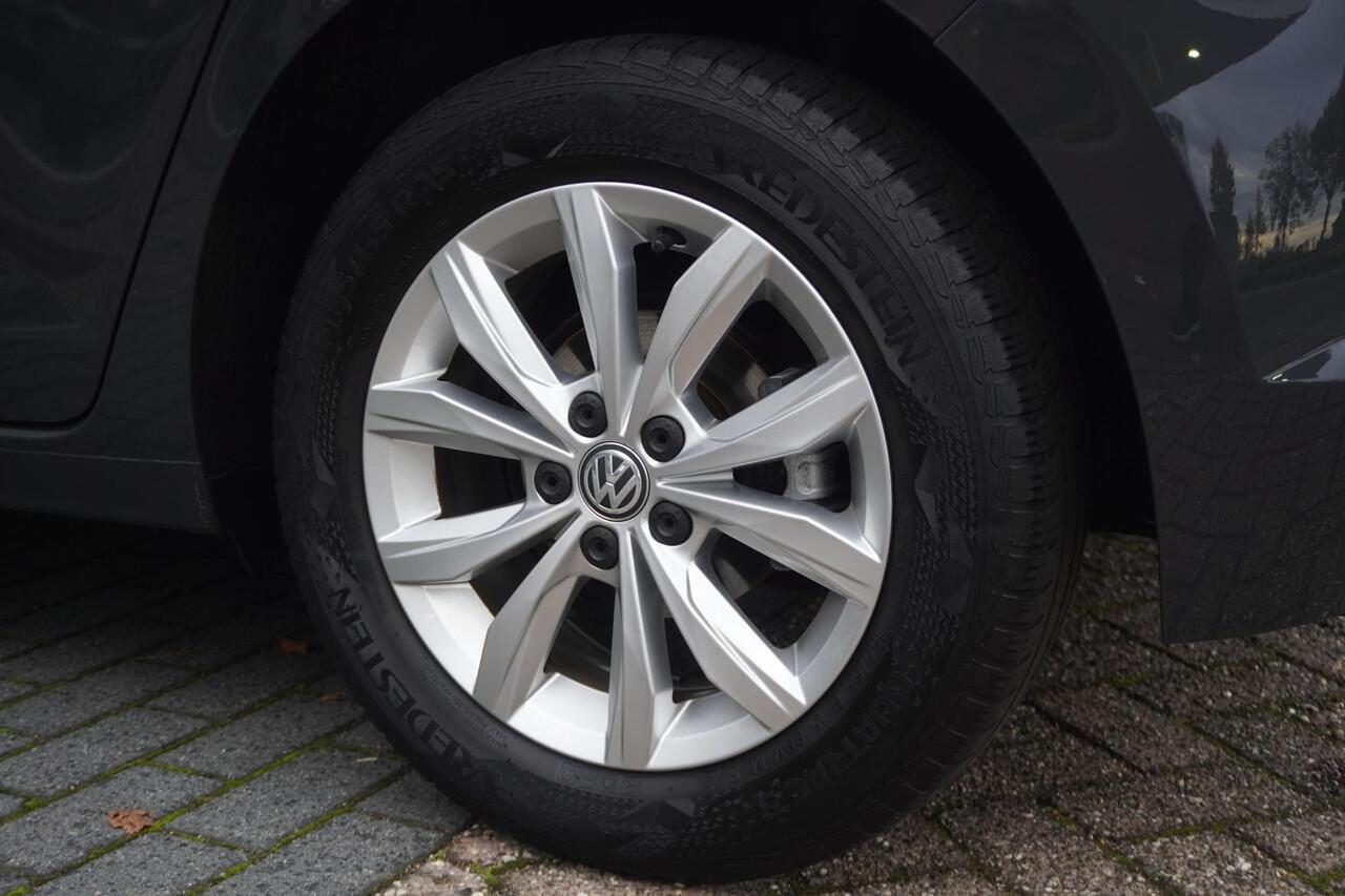 Volkswagen POLO 1.0 TSI Highline Business R | CARPLAY | NAVI | CRUISE CTRL | PARKEERHULP | STOELVERW