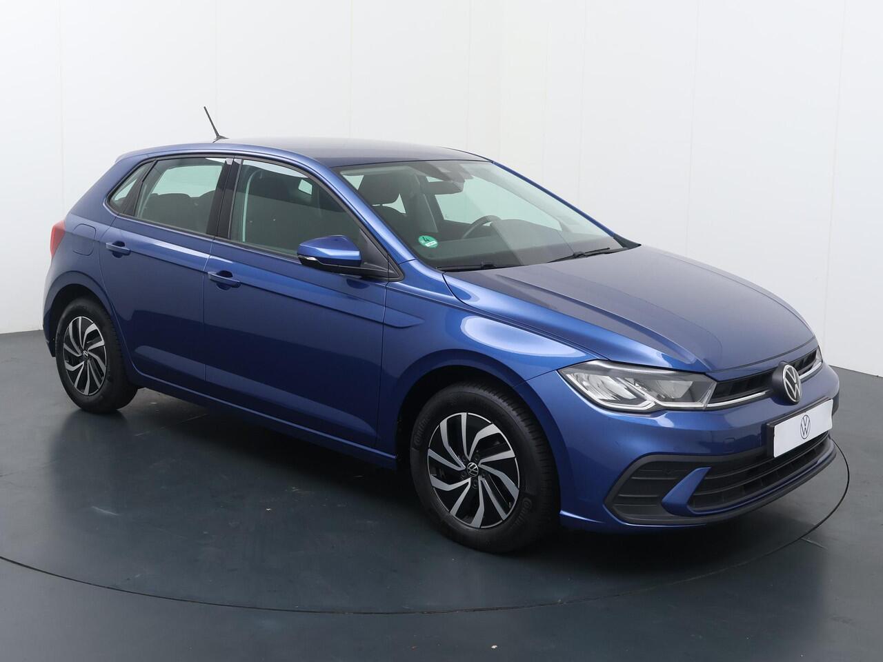 Volkswagen POLO 1.0 TSI Life Navigatie | Apple Carplay | Parkeersensoren voor en achter | DAB-radio | LM-velgen | ACC |