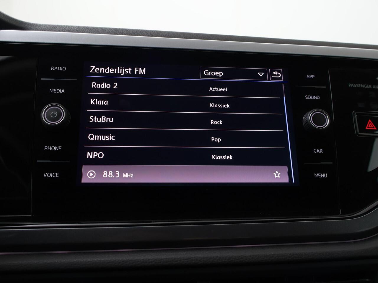 Volkswagen POLO 1.0 TSI Highline | 95 PK | Adaptive Cruise Control | Climate Control | NAVI | DAB | Aplle Carplay/Android Auto |