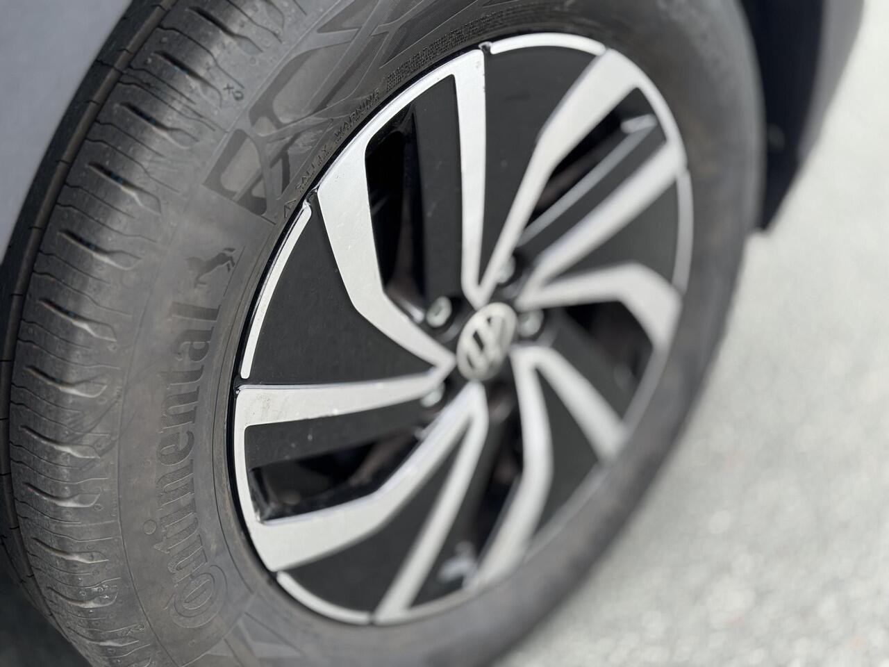 Volkswagen POLO 1.0 TSI Life CARPLAY PDC AUTOMAAT