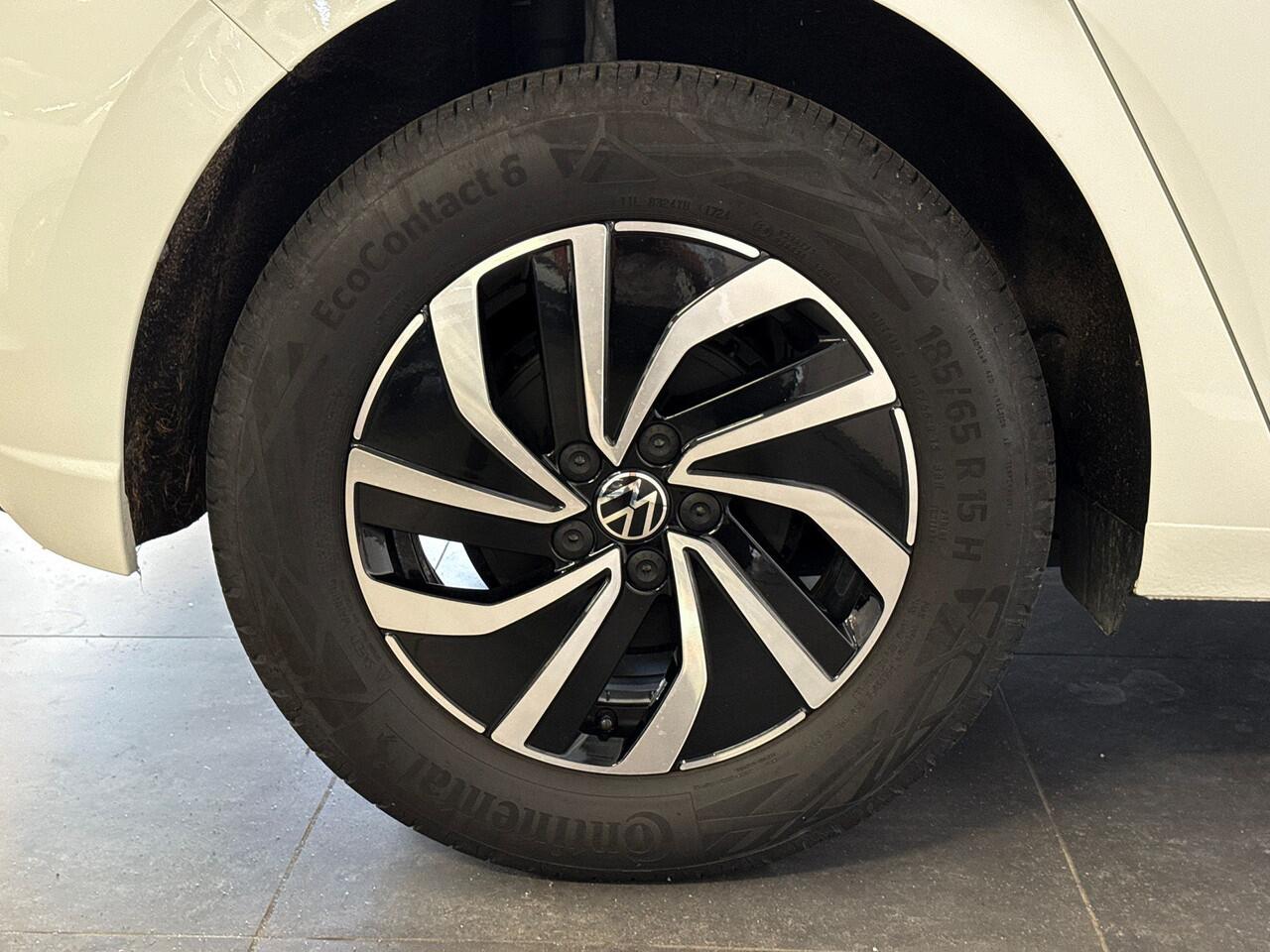 Volkswagen POLO 1.0 95pk TSI Life Airco automatisch | Stoelverwarming | Licht en Zicht Pakket