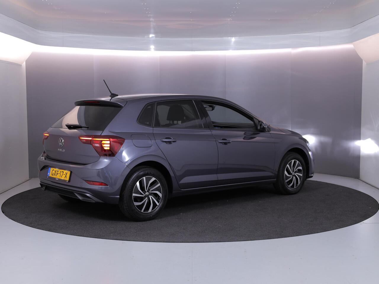 Volkswagen POLO 1.0 TSI Life Edition 95 pk | Verlengde garantie | Navigatie via App | Autom. airco | Parkeersensoren achter | Achteruitrijcamera | Adaptieve cruise control |