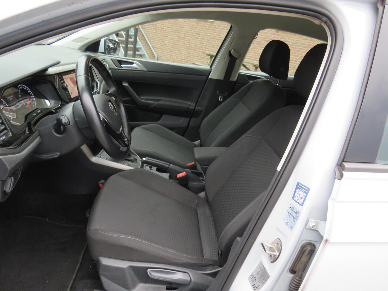 Volkswagen POLO 1.0 TSI 95Pk Automaat Comfortline EXE * Rijklaarprijs incl. garantie * DSG * Navigatie * Parkeersensor V+A * ACC * Carplay Android *