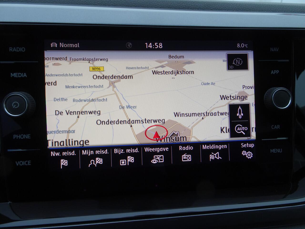 Volkswagen POLO 1.0 TSI Highline Automatische airco, trekhaak, automaat, navigatie, parkeersensoren, cruise controle, sportstoelen, licht metalen velgen, enz. GEEN IMPORT