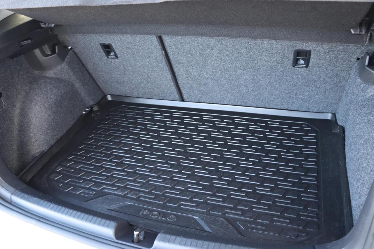 Volkswagen POLO 1.0 TSI Comfortline Business DSG7