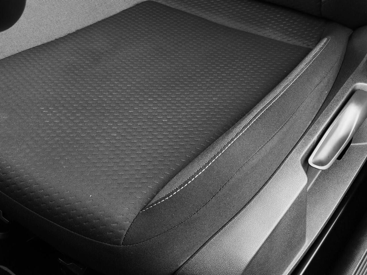 Volkswagen POLO 1.0 TSI 95pk Life Business · Apple/Android Car Play · ACC · P-Sensoren · Navigatie · Verkeersbord Detectie · Clima · DAB · Garantie t/m 17-10-2027 of 100.000km