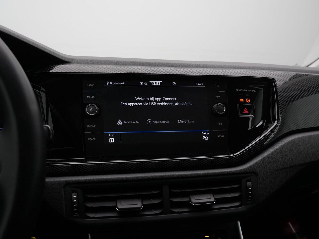 Volkswagen POLO 1.0 TSI 95 pk Life | Panoramadak | Achteruitrijcamera | Stoelverwarming | Navigatie