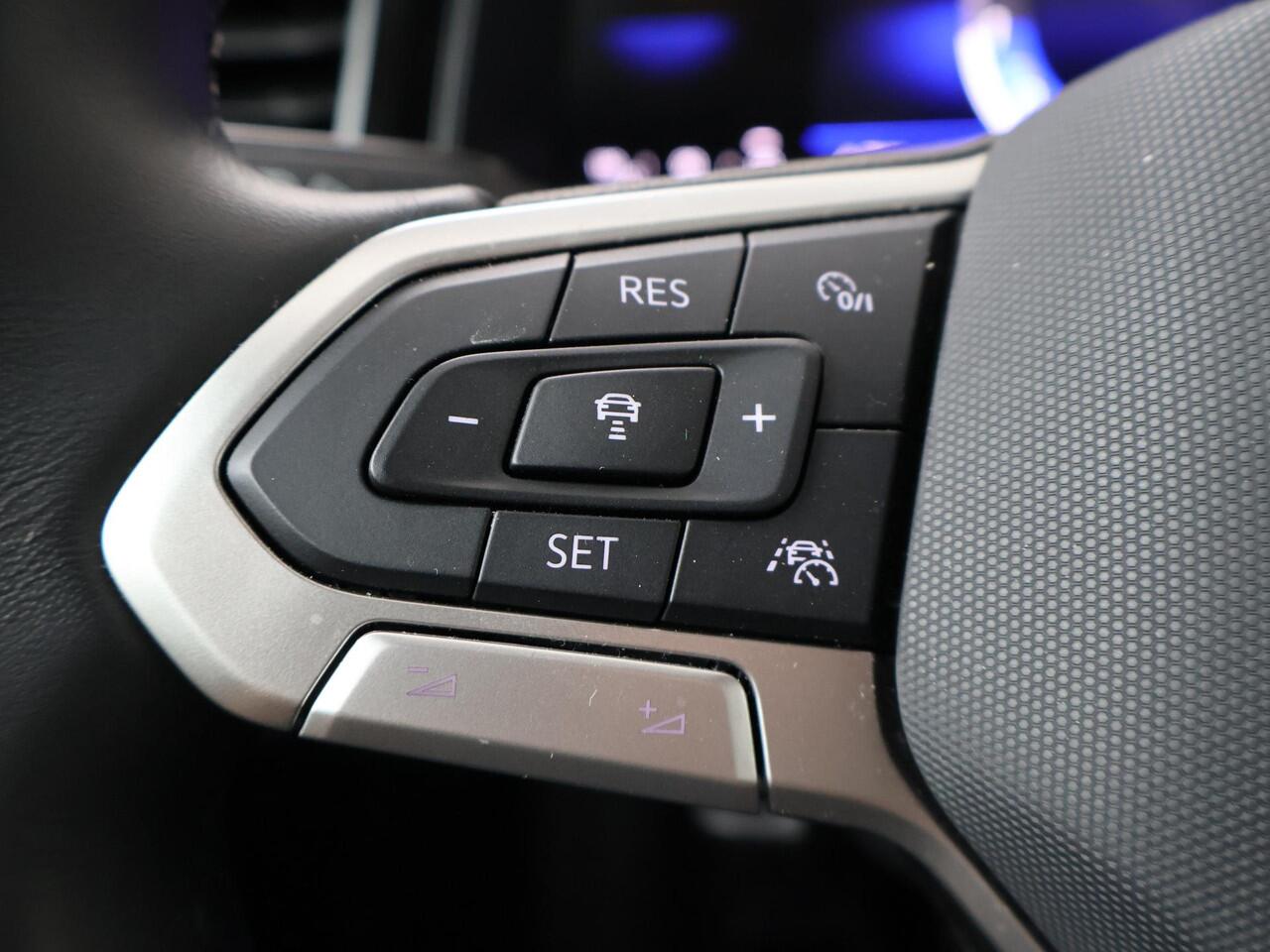 Volkswagen POLO 1.0 TSI Life Edition | 95 PK | Stoelverwarming | Achteruitrij camera | Navigatie | Digitaal cockpit