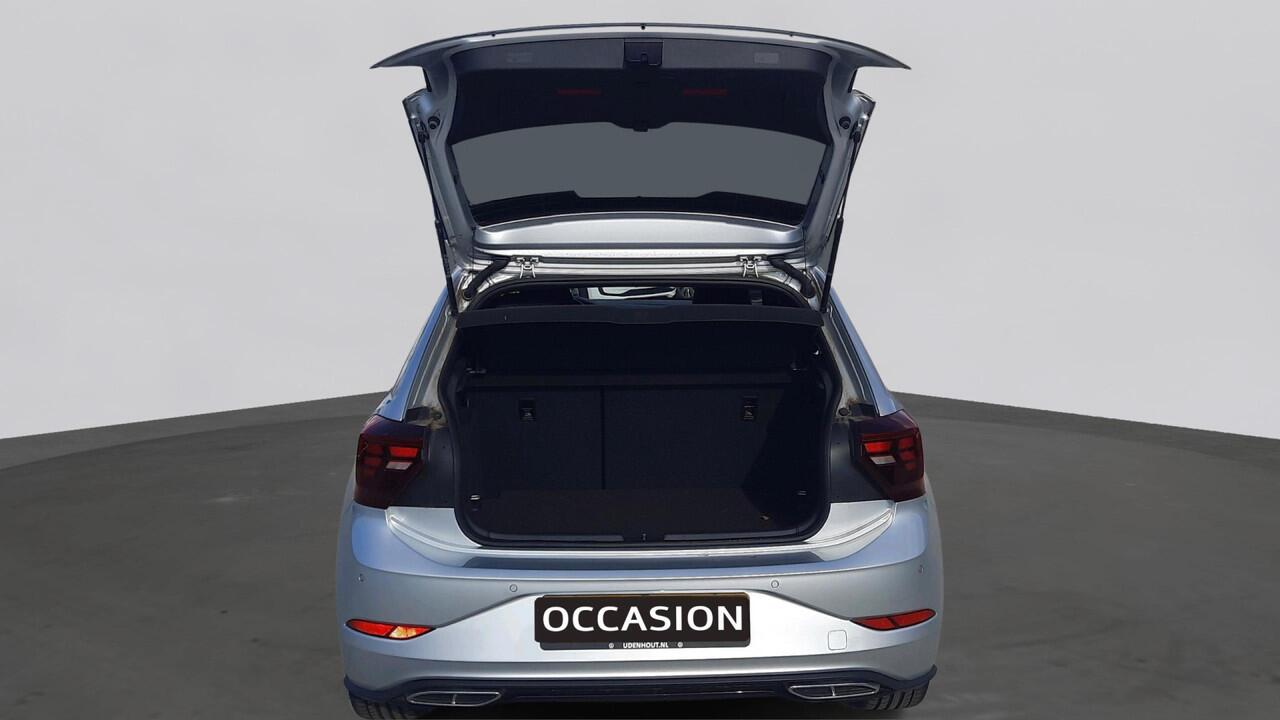 Volkswagen POLO 1.0 TSI R-Line | Navigatie | Leer | Camera | 17" Bergamo |