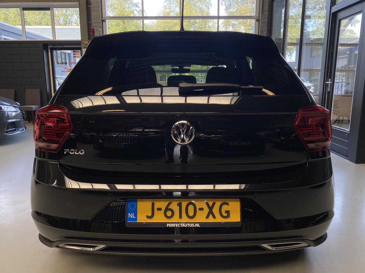 Volkswagen POLO 1.0 TSI Highline Business R Adaptive Cruise, Camera, Digital dash, Panoramadak