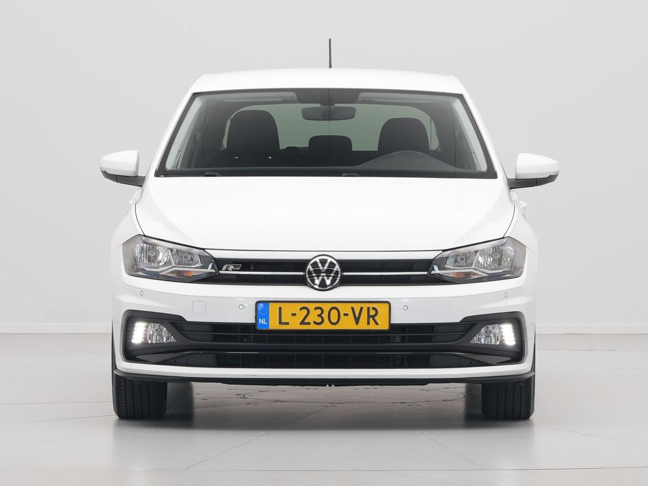 Volkswagen POLO 1.0 TSI 95pk R-Line Edition Navigatie Acc Pdc Clima Carplay 90