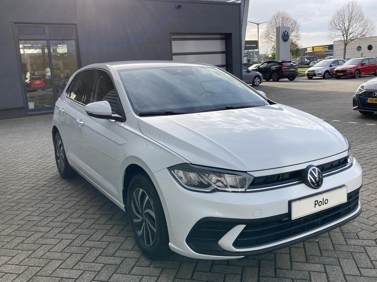 Volkswagen POLO Life Edition 1.0 TSI 70 kW / 95 PK Hatchback 5 ver