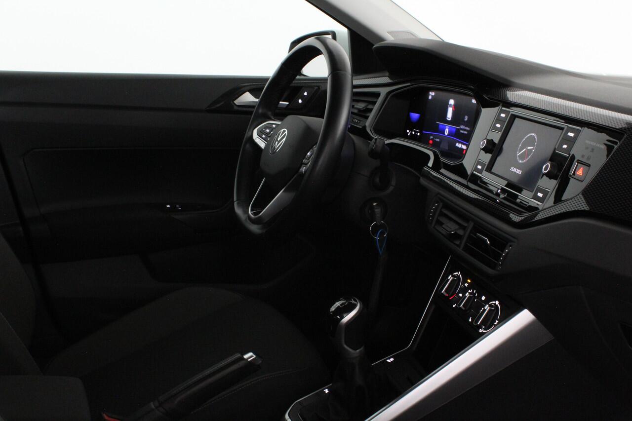 Volkswagen POLO 1.0 MPI > Stoelverwarming/Apple Carplay/Android Auto/Parkeersensor voor en achter