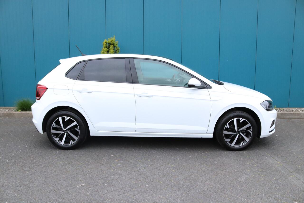 Volkswagen POLO 1.0 TSI Highline Advance PANO|CARPLAY|STOELVERW|ADAPT.CRUISE|LED|NAV|CAM|CLIMA|LMV|PDC|