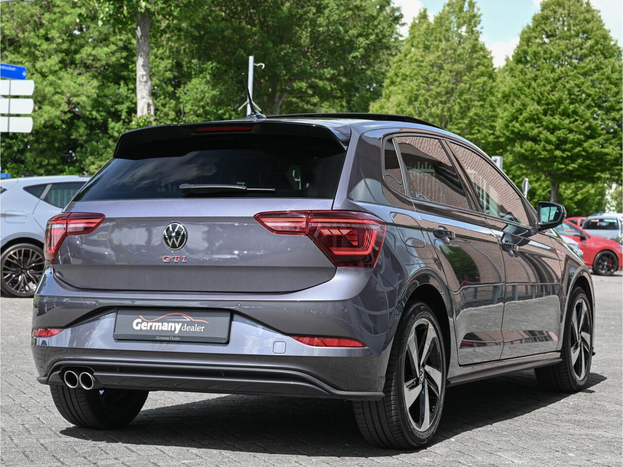 Volkswagen POLO 2.0TSI GTI 207pk Pano iQ-Lights Beats-Audio Side & Park Assist Virtual NwModel!