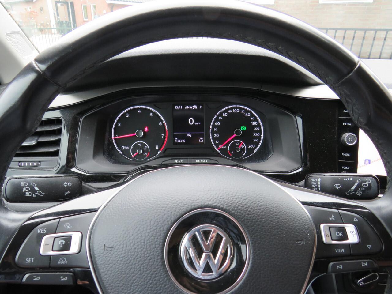 Volkswagen POLO 1.0 TSI 95Pk Automaat Comfortline EXE * Rijklaarprijs incl. garantie * DSG * Navigatie * Parkeersensor V+A * ACC * Carplay Android *