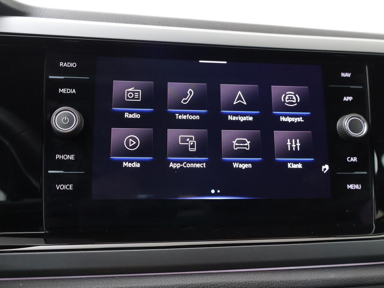 Volkswagen POLO 1.0 TSI R-Line | 95 PK | Stoelverwarming | Applecarplay/ Android auto | Navigatie