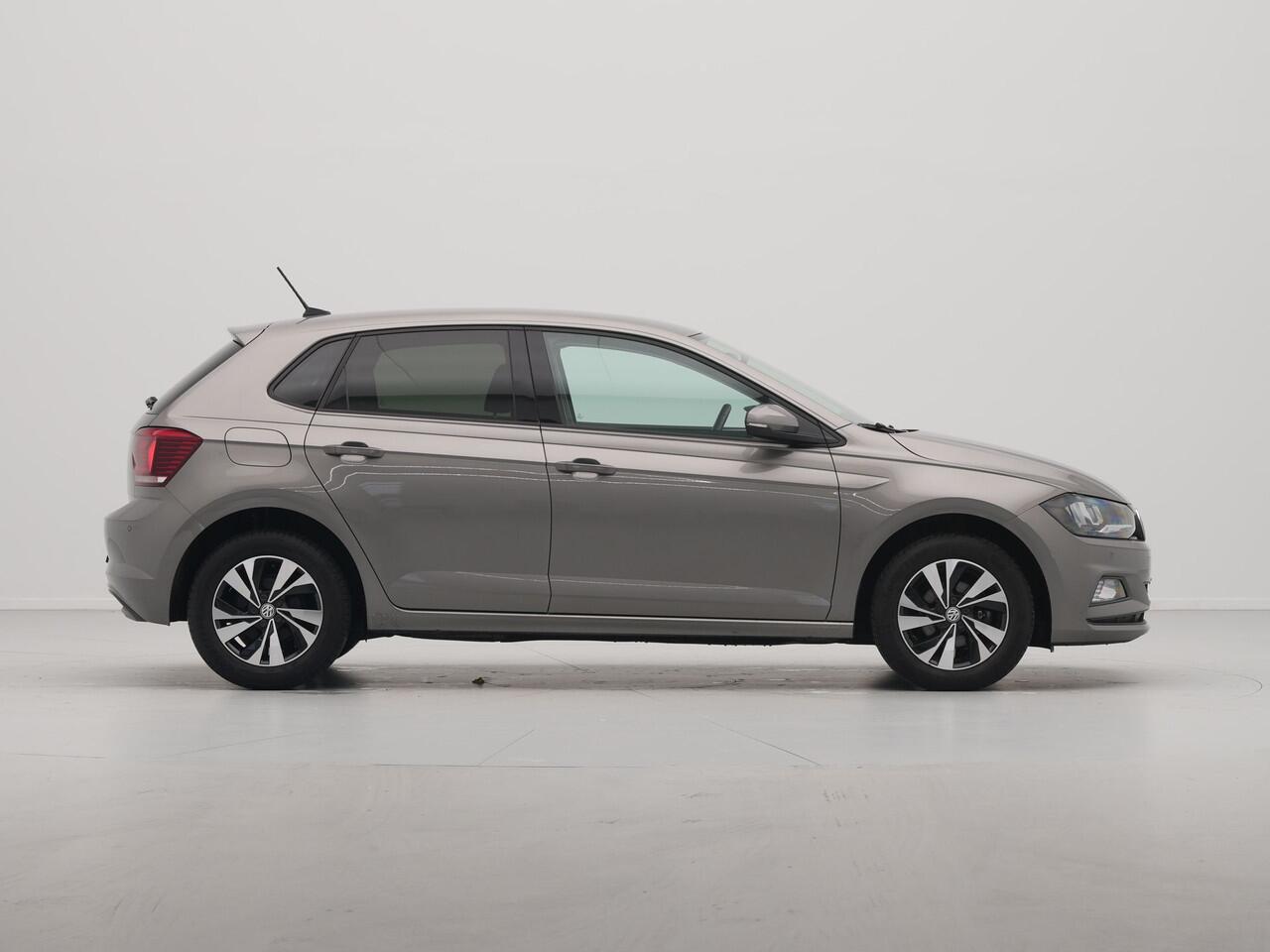 Volkswagen POLO 1.0 TSI 95pk Comfortline Navigatie Carplay Acc Pdc Dab 146