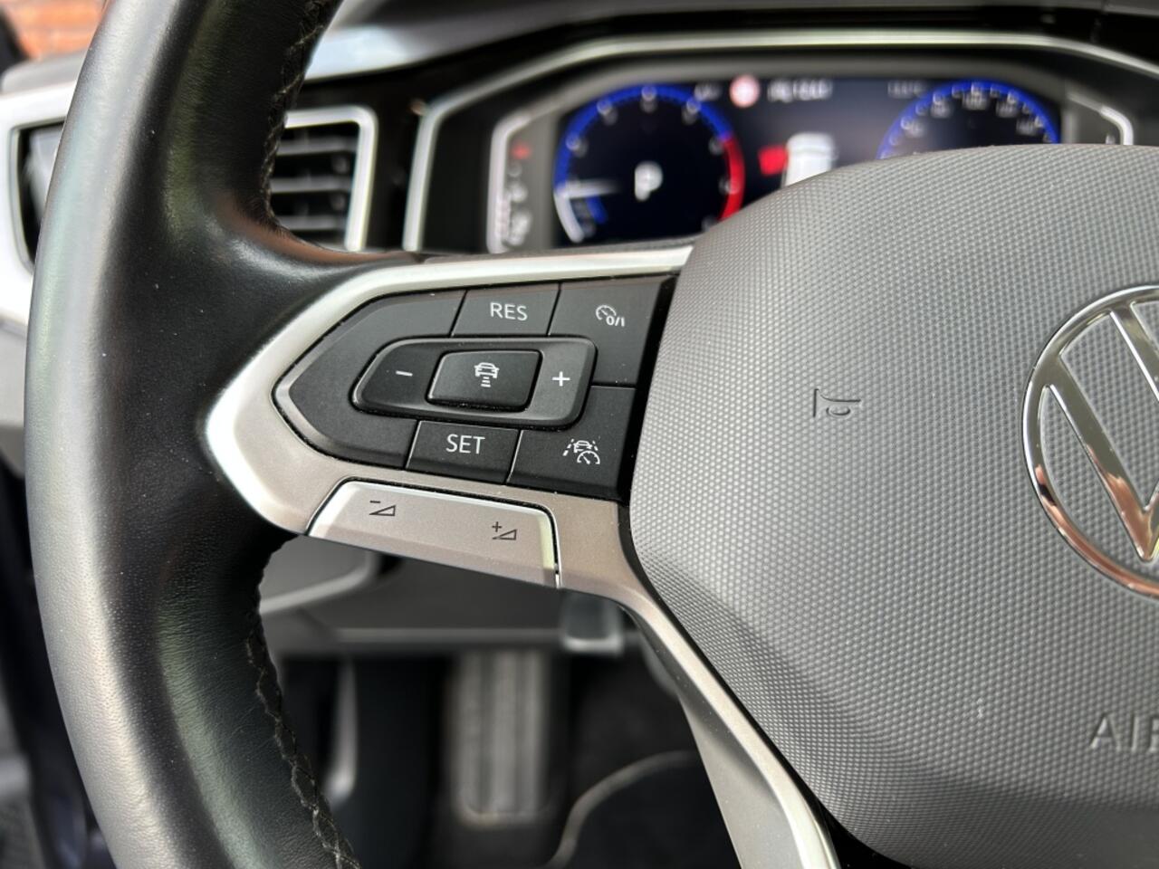 Volkswagen POLO 1.0 TSI Automaat/ IQ Light/ Stoelverw./ Leder