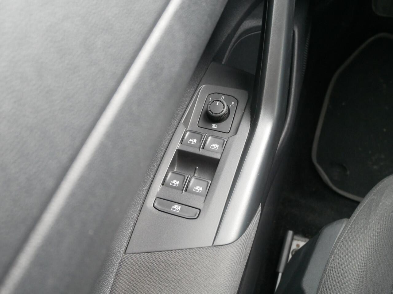 Volkswagen POLO 1.0 MPI Trendline, Airco, Carplay, PDC