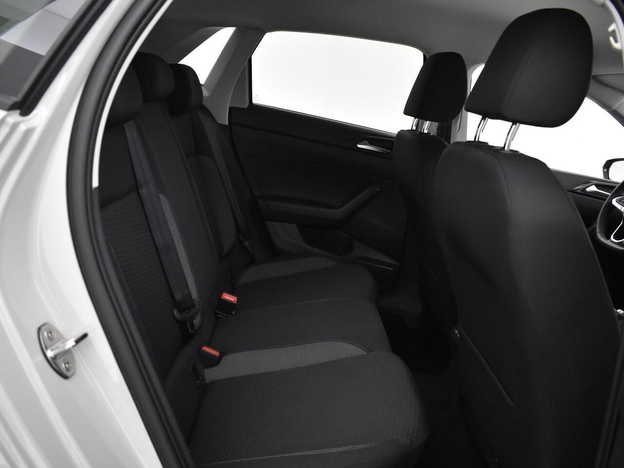 Volkswagen POLO Life Edition 1.0 TSI 95 pk 5 versn. Hand · Airconditioning automatisch, 2-zone (climatronic) · MEGA Sale