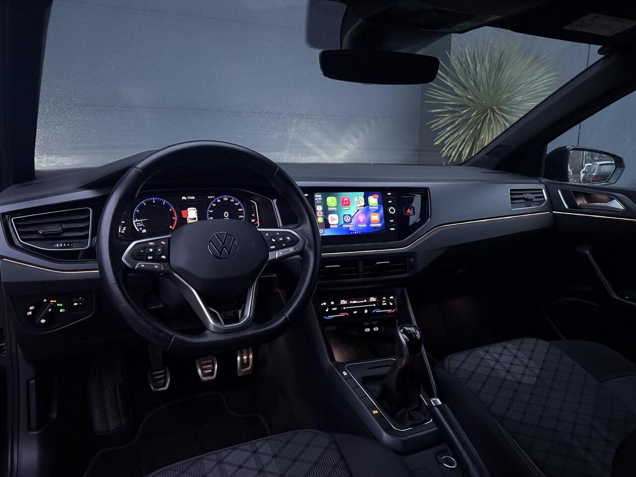 Volkswagen POLO 1.0 TSI R-Line Virtual Cockpit/ACC/Carplay/Camera/