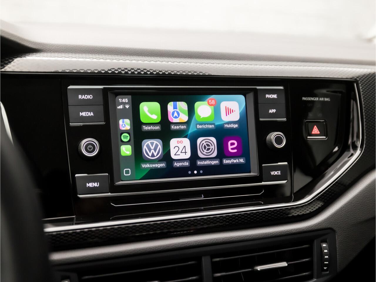 Volkswagen POLO 1.0 Sportline (VIRTUAL COCKPIT, APPLE CARPLAY, STOELVERWARMING, SPORTSTOELEN, CRUISE, LM VELGEN, PARKEERSENSOREN, NIEUWSTAAT)