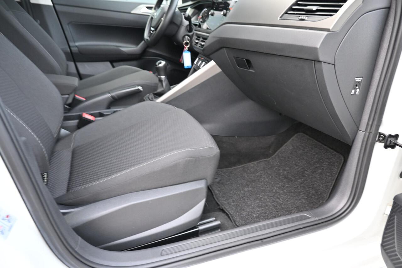 Volkswagen POLO 1.0 TSI Comfortline navigatie carplay