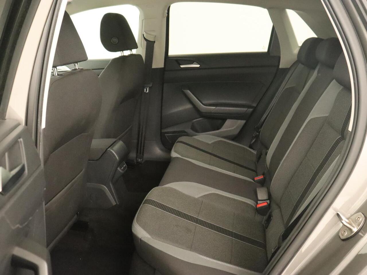 Volkswagen POLO 1.0 TSI Highline | R Line | Panoramadak | Adaptive cruise | Carplay | Virtual Cockpit | Full LED | Climate control | Bluetooth