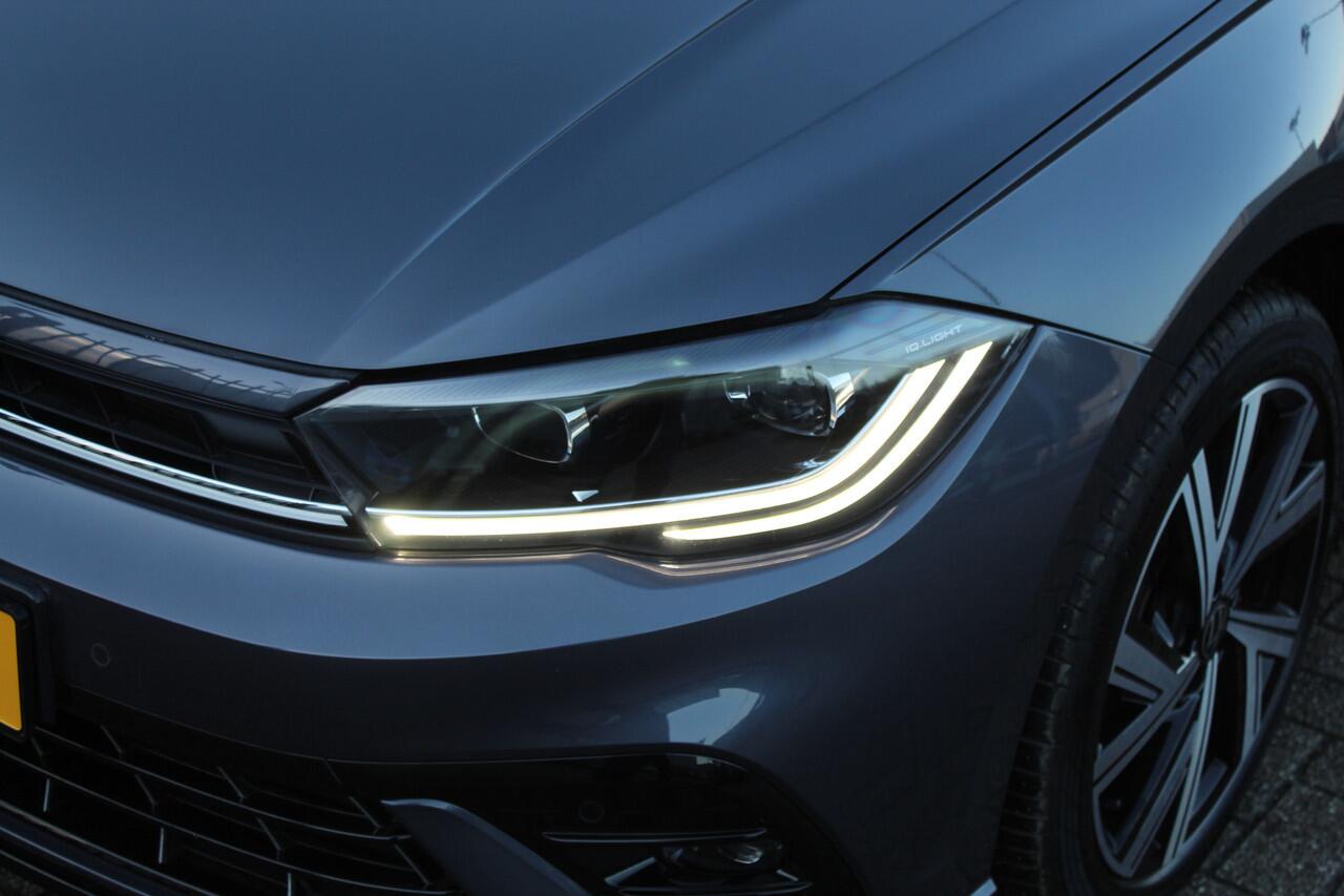 Volkswagen POLO 1.0 TSI 2x R-Line Automaat Navigatie/Virtual cockpit/Adaptive cruise control/Achteruitrijcamera/Parkeersensoren rondom/Apple carplay/Stoelverwarming/LED grill/IQ.light/Climate control/Draadloze telefoonlader/DAB/17''Lichtmetalen velgen.