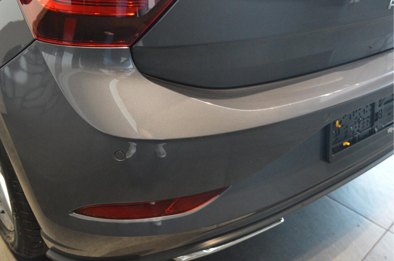 Volkswagen POLO 1.0 TSI 2X R-Line keyless cruise carplay led pdc camera !!