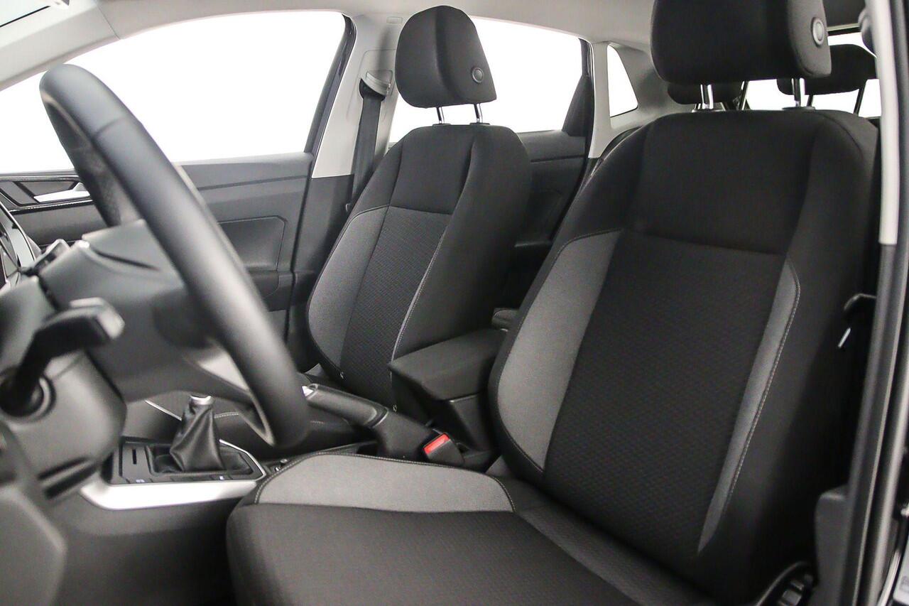 Volkswagen POLO Life 1.0 TSI 95pk Adaptive cruise control, Parkeersensoren, Airco, App connect, LED koplampen, Stoelverwarming, DAB, Radio, Bluetooth