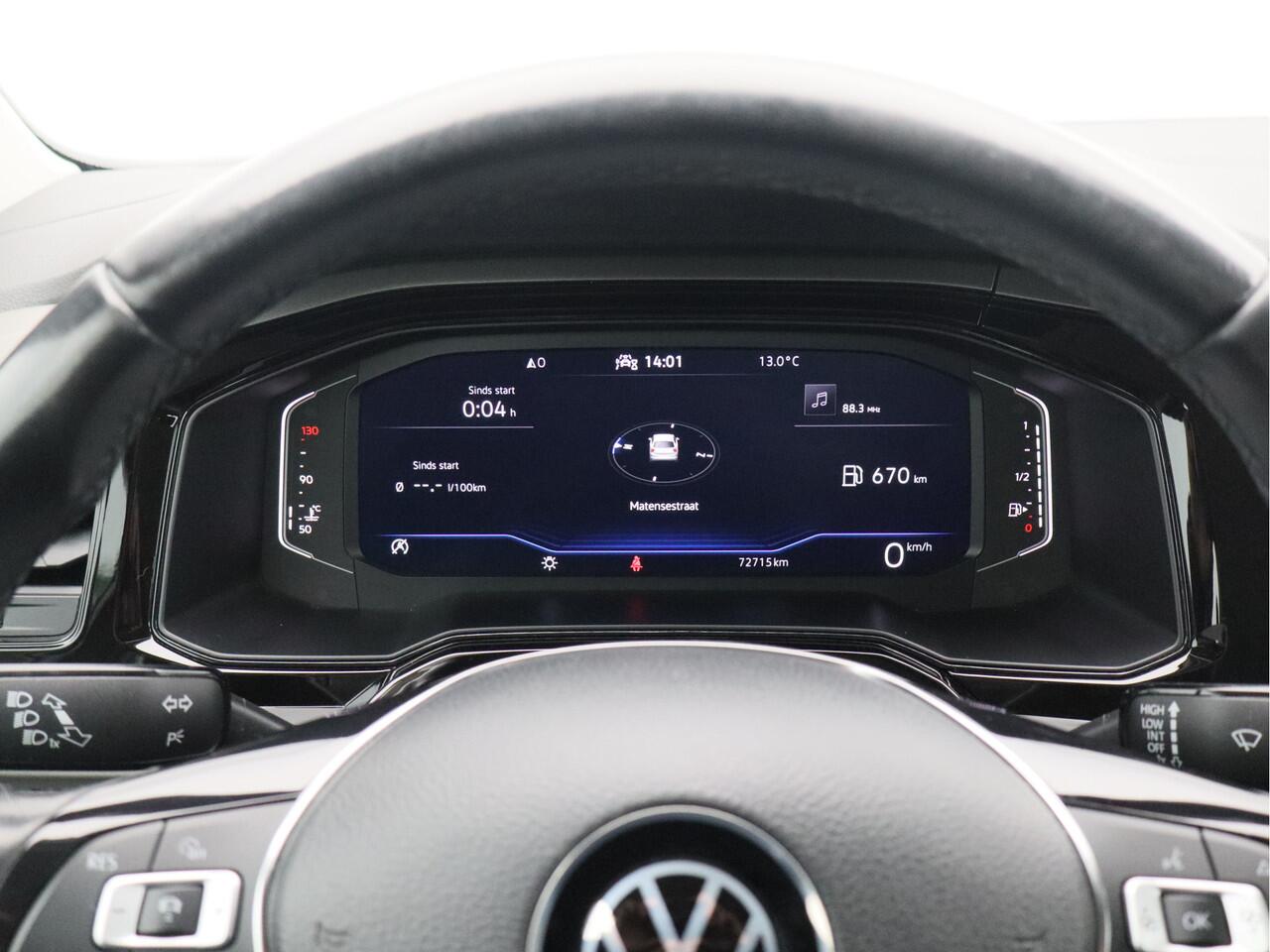 Volkswagen POLO 1.0 TSI Comfortline/ pdc voor en achter/ zeer mooi!