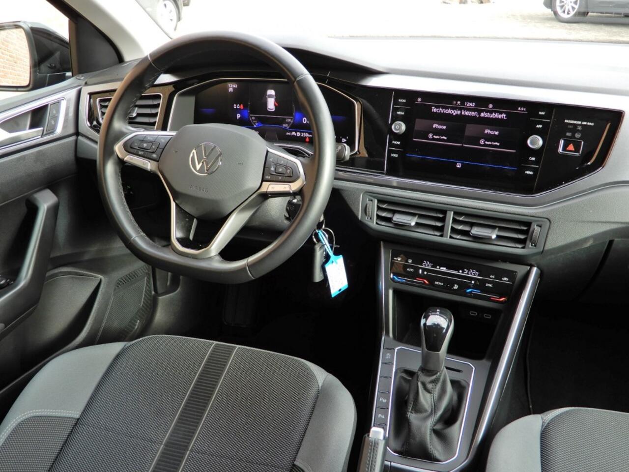 Volkswagen POLO 1.0 TSI Style Automaat - IQ Light