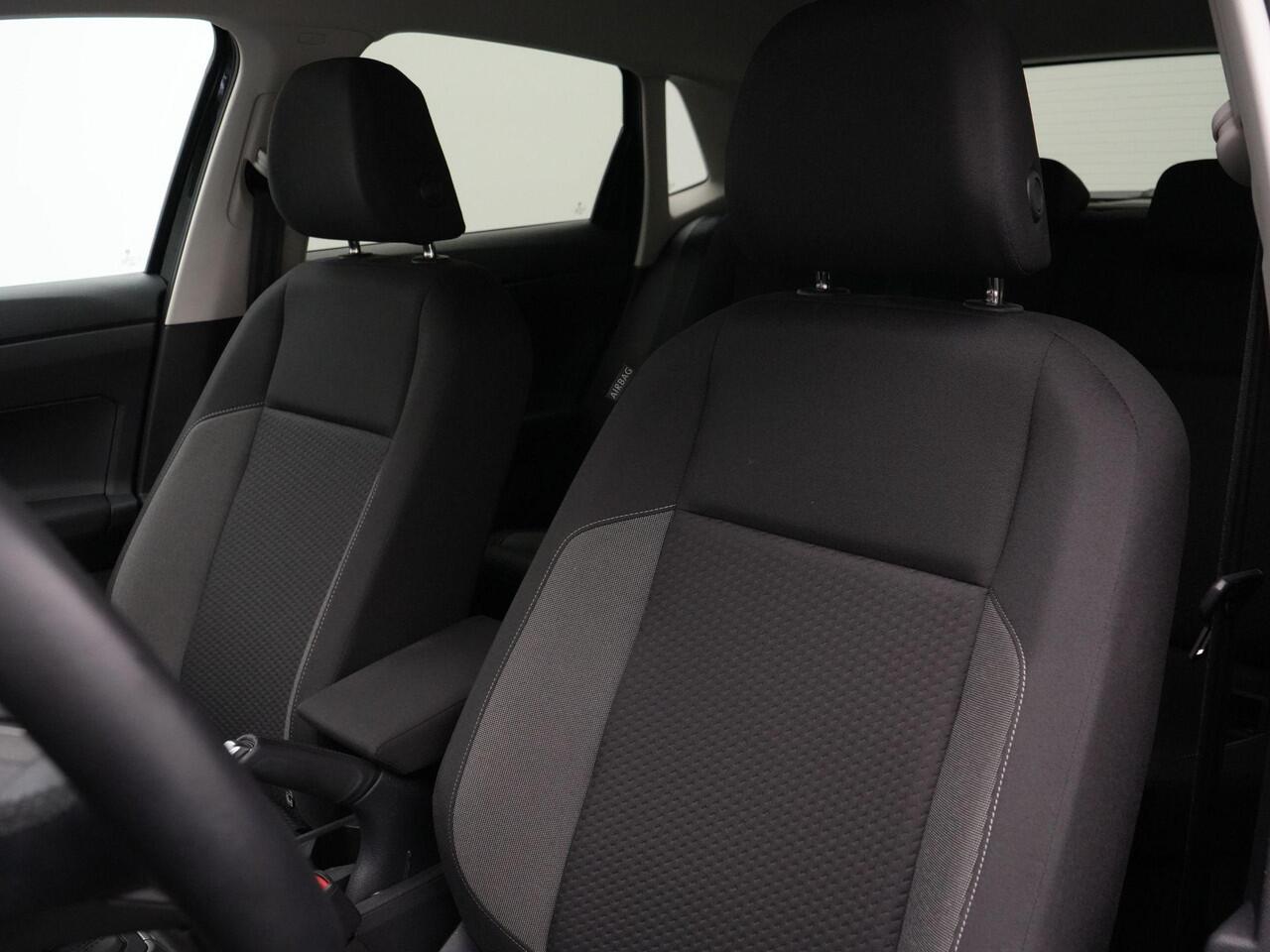 Volkswagen POLO 1.0 TSI 95 pk Life | Navigatie | Parkeersensoren voor/achter | Adaptive Cruise | Carplay