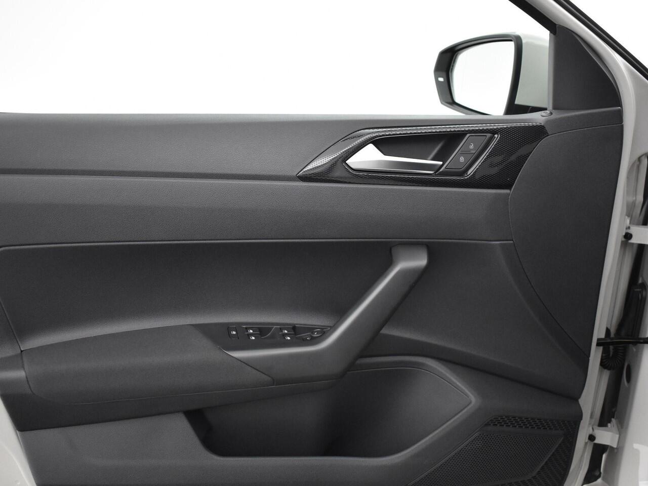 Volkswagen POLO Life Edition 1.0 TSI 95 pk 5 versn. Hand · Airconditioning automatisch, 2-zone (climatronic) · MEGA Sale